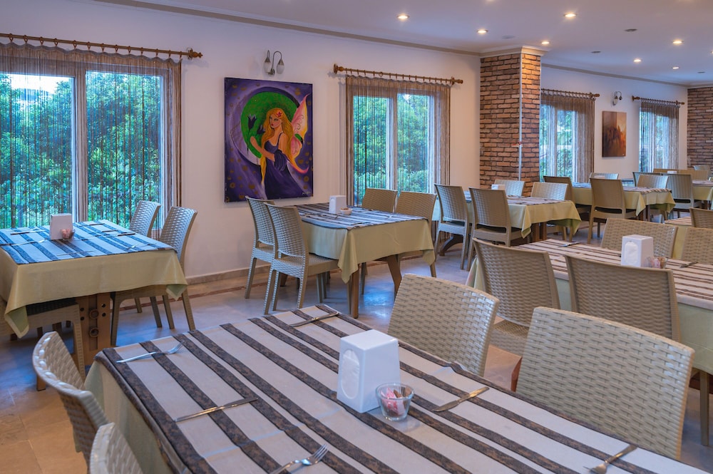 Grand Hotel Derin - All Inclusive — Restaurant in Kemer