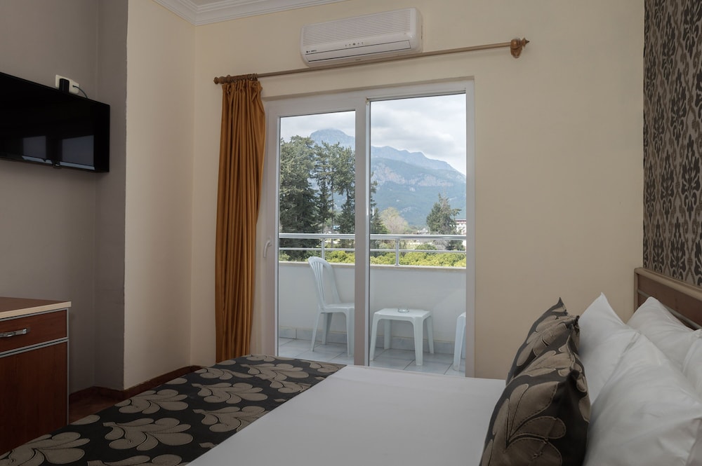 Grand Hotel Derin - All Inclusive — Rooms in Kemer