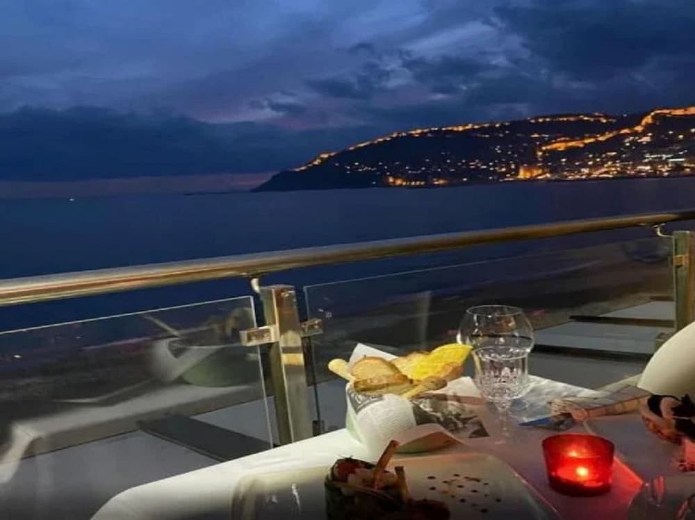Anjeliq House — Restaurant & bars in Alanya
