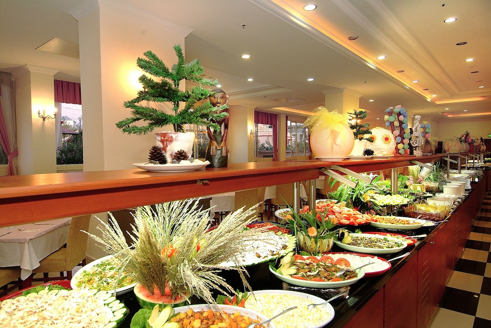 Miarosa Konaklı Garden - All Inclusive — Restaurant & bars in Alanya
