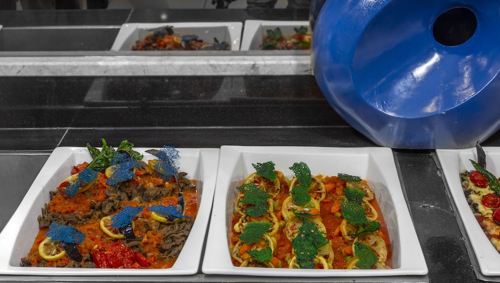 Miarosa Konaklı Garden - All Inclusive — Restaurant & bars in Alanya