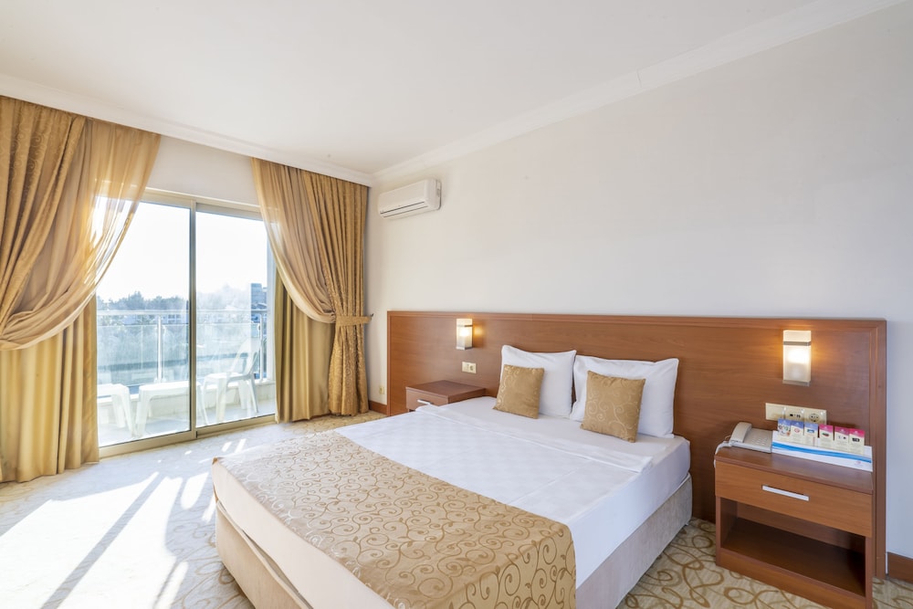 Miarosa Konaklı Garden - All Inclusive — Hotel rooms in Alanya