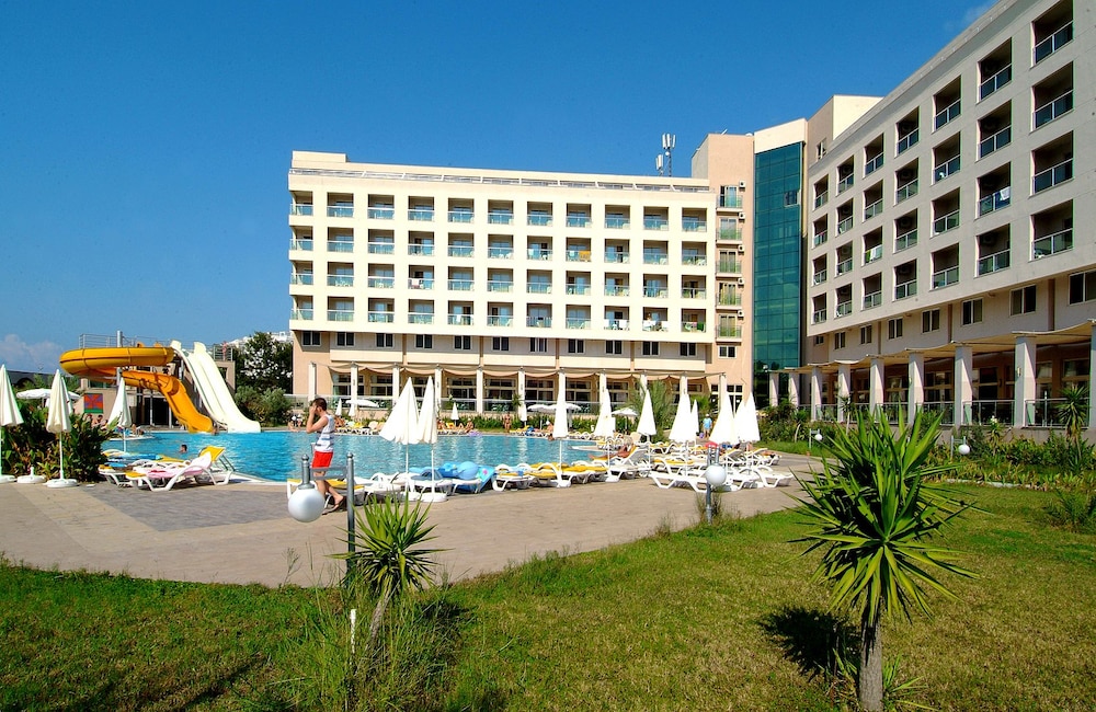 Miarosa Konaklı Garden - All Inclusive — Hotel building in Alanya