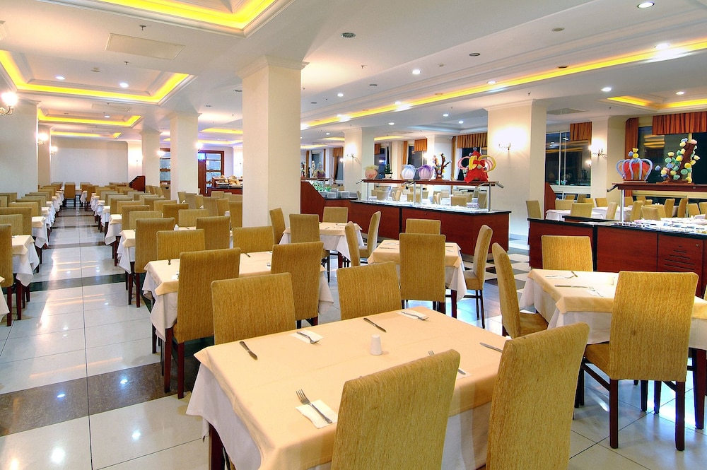 Miarosa Konaklı Garden - All Inclusive — Restaurant & bars in Alanya