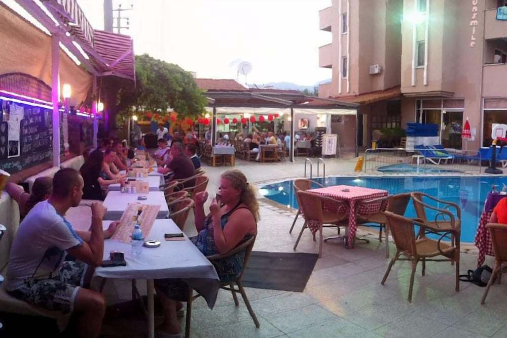 Club Sunsmile — Restaurant & bars in Marmaris, Mugla