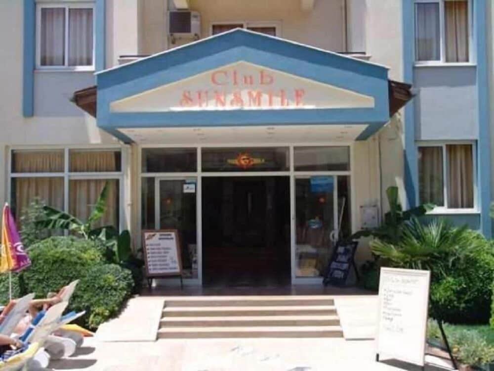 Club Sunsmile — Hotel building in Marmaris, Mugla