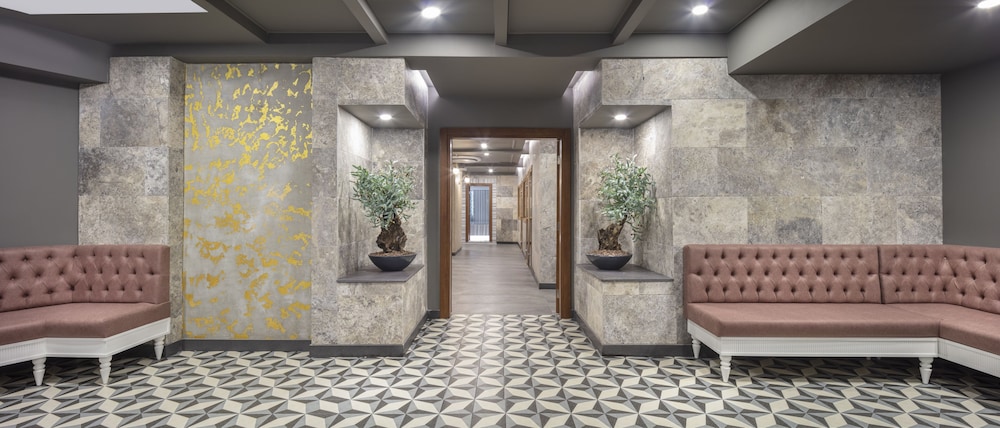 Blue Marlin Deluxe Spa & Resort - All Inclusive — Hotel building in Alanya