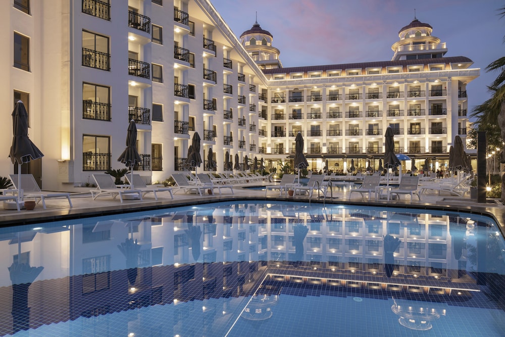 Blue Marlin Deluxe Spa & Resort - All Inclusive — Main photo in Alanya