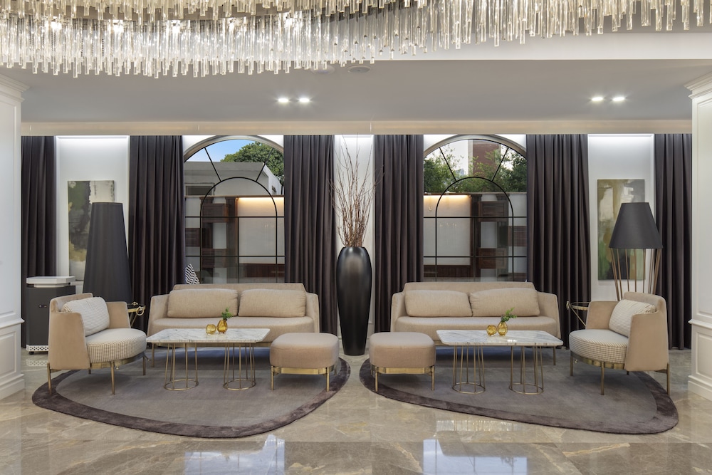 Blue Marlin Deluxe Spa & Resort - All Inclusive — Hotel building in Alanya
