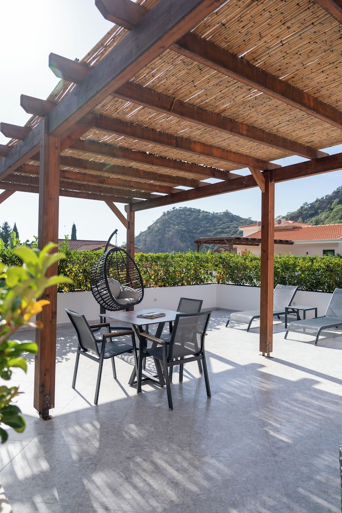 The Pearl Ölüdeniz — Hotel building in Fethiye, Mugla