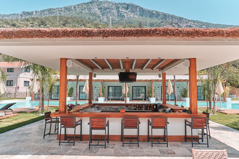 The Pearl Ölüdeniz — Restaurant & bars in Fethiye, Mugla