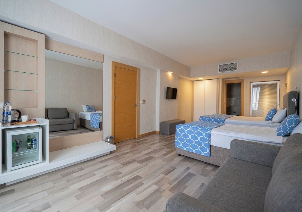 Amara Comfort Resort - All inclusive — Hotel rooms in Kemer