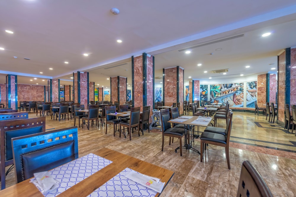 Amara Comfort Resort - All inclusive — Restaurant & bars in Kemer