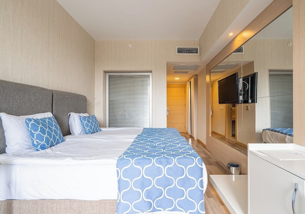 Amara Comfort Resort - All inclusive — Hotel rooms in Kemer