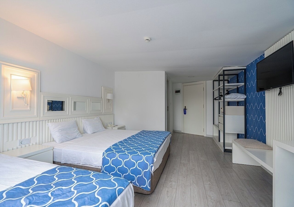 Amara Comfort Resort - All inclusive — Hotel rooms in Kemer