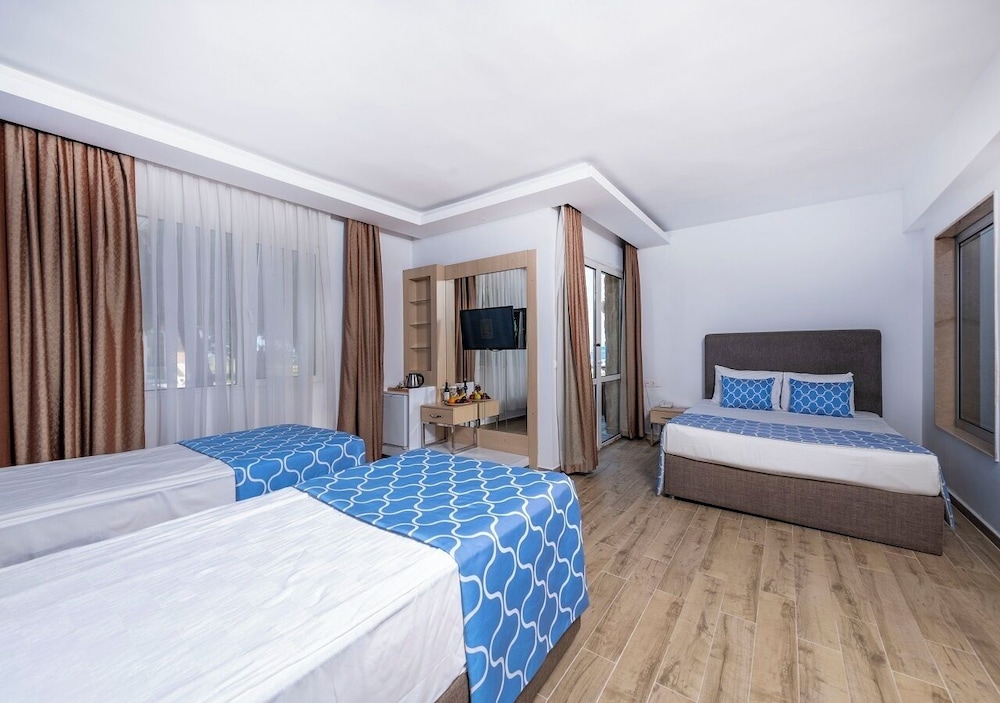 Amara Comfort Resort - All inclusive — Hotel rooms in Kemer