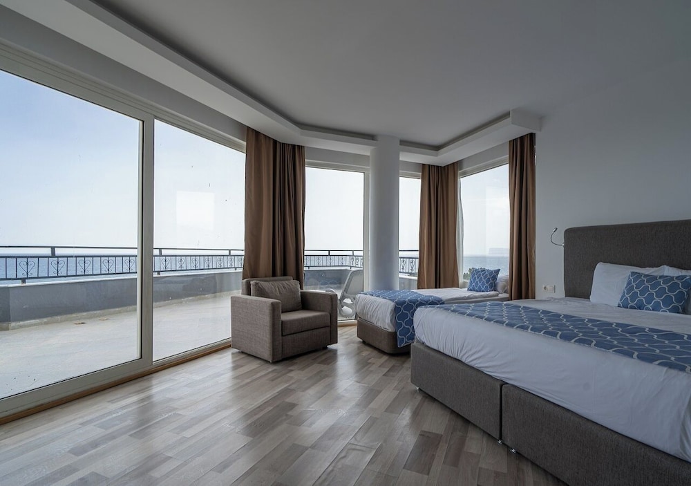 Amara Comfort Resort - All inclusive — Hotel rooms in Kemer