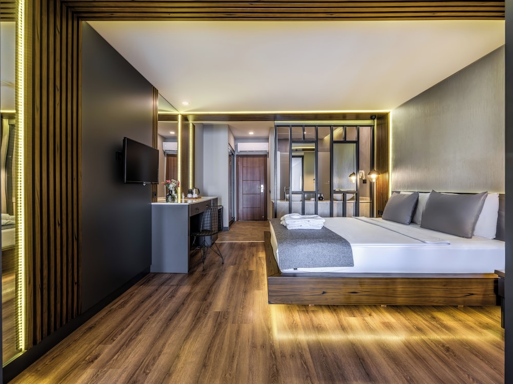 Adora Calma Beach Hotel - Adults Only — Hotel rooms in Side