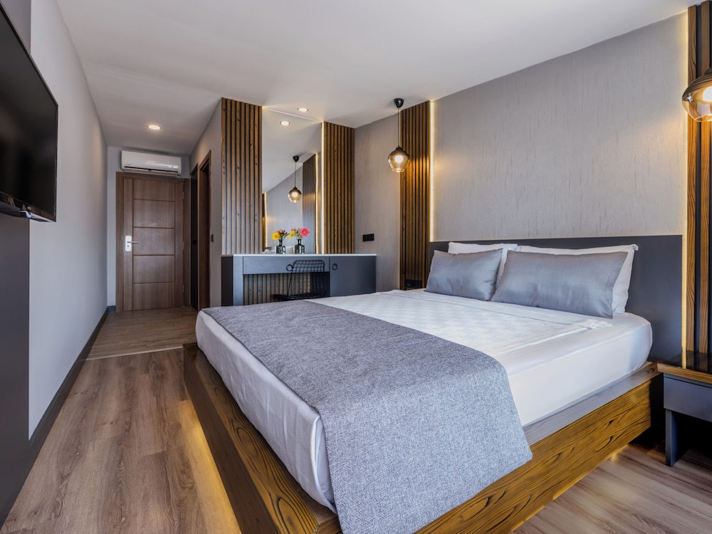 Adora Calma Beach Hotel - Adults Only — Hotel rooms in Side