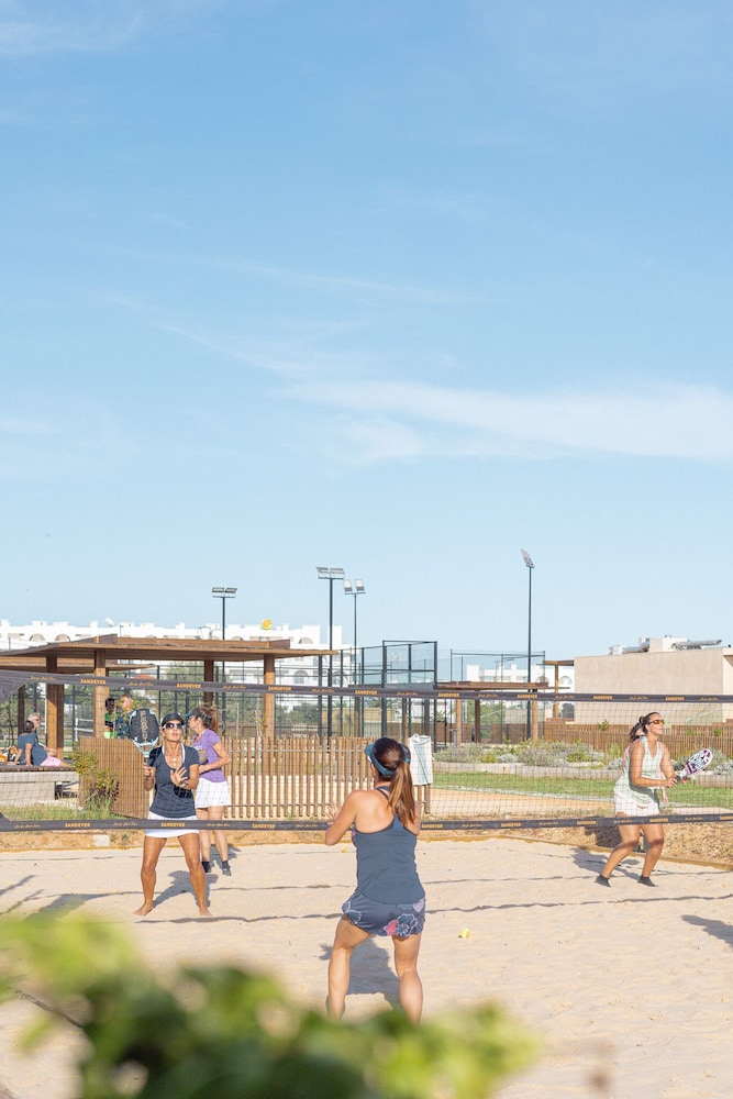 White Shell Beach Villas — Sports & recreation in Armação de Pêra, Faro