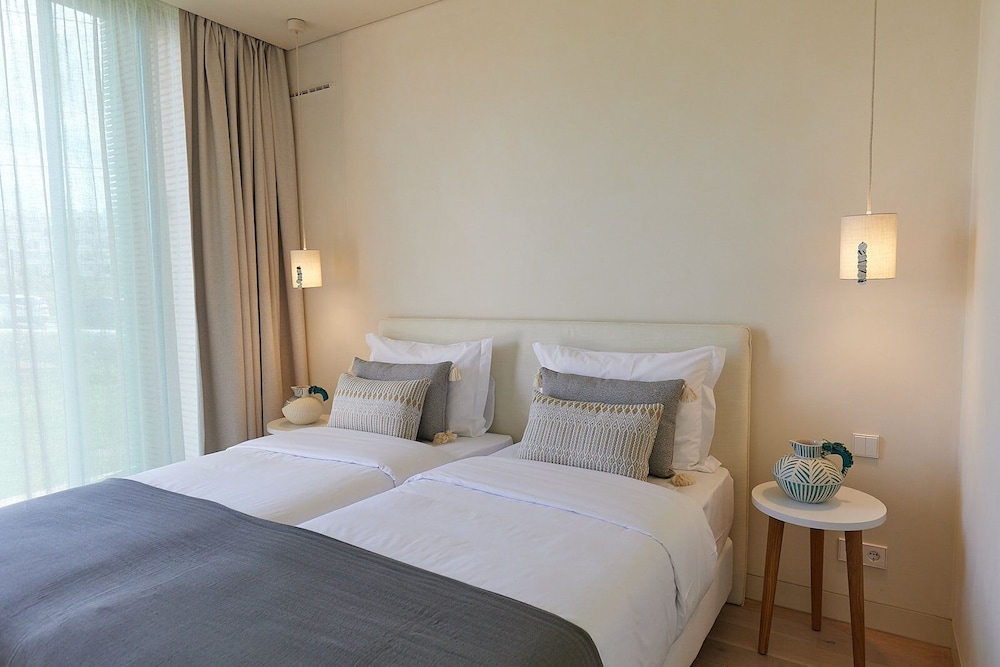 White Shell Beach Villas — Hotel rooms in Armação de Pêra, Faro