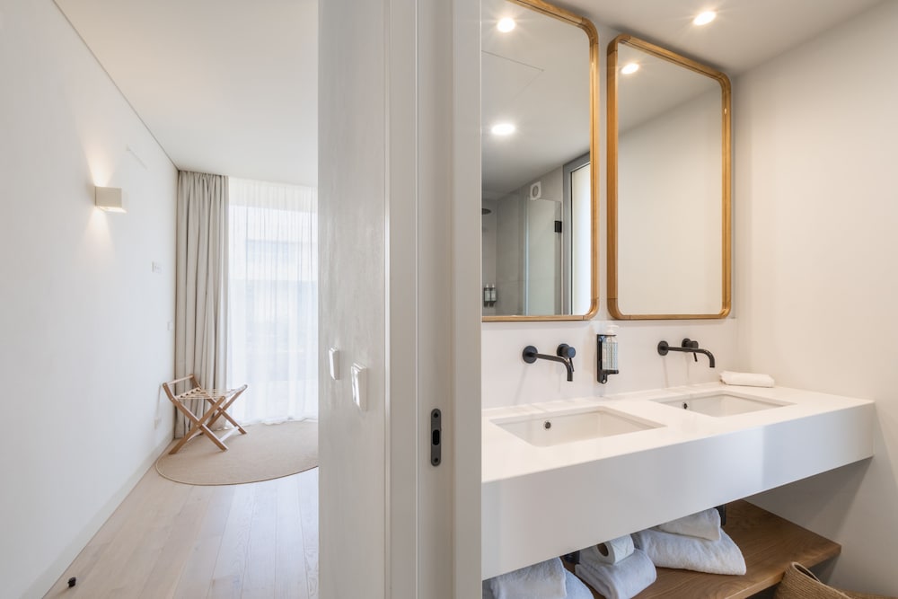 White Shell Beach Villas — Hotel rooms in Armação de Pêra, Faro