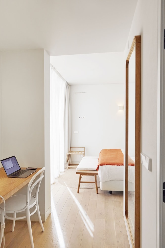 White Shell Beach Villas — Hotel rooms in Armação de Pêra, Faro