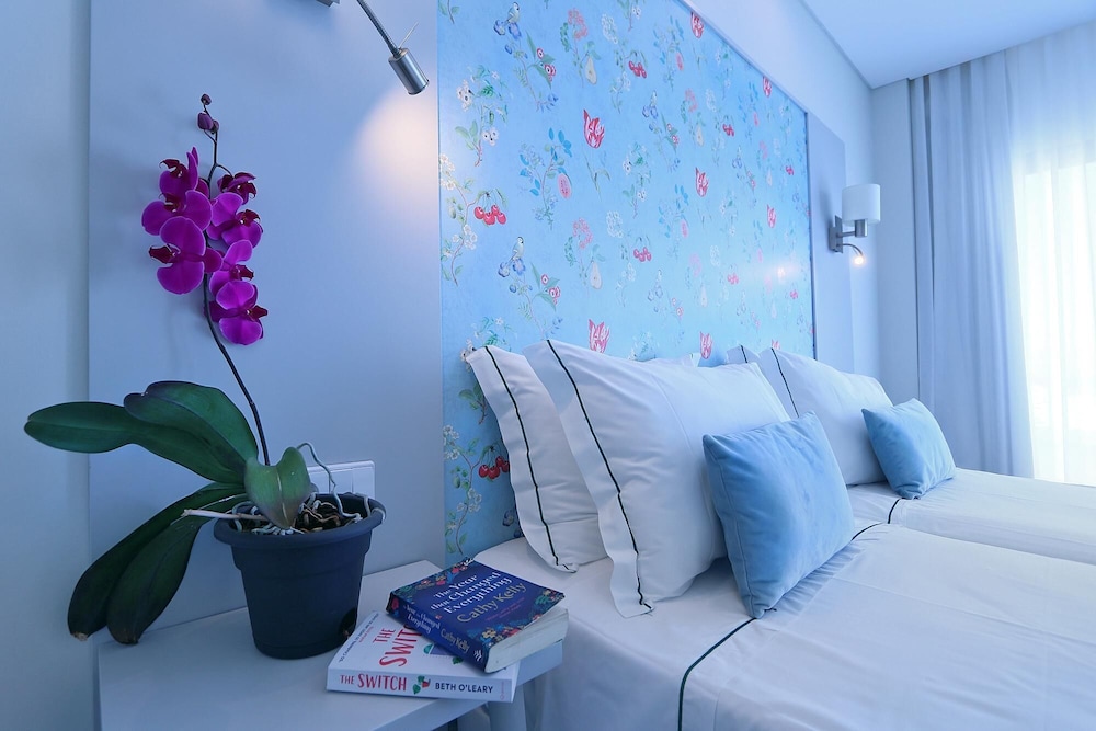 Agua Hotels Alvor Jardim — Hotel rooms in Alvor, Faro