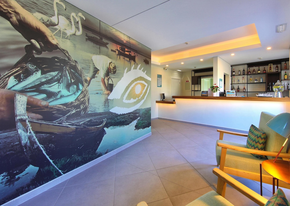 Agua Hotels Alvor Jardim — Restaurant & bars in Alvor, Faro