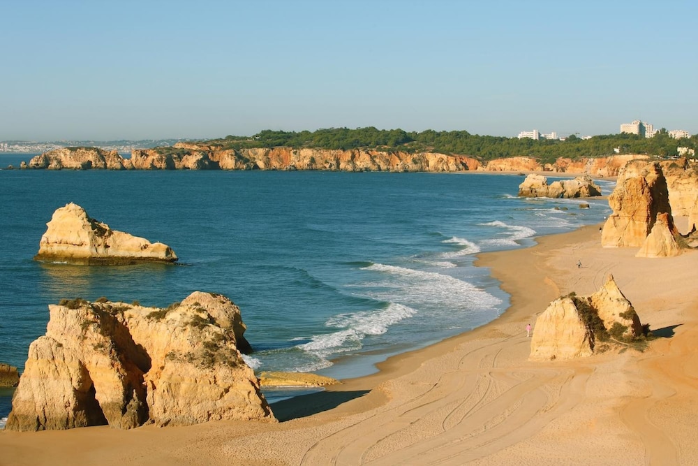 Interpass VAU Hotel & Apartaments — Beach in Portimão, Faro