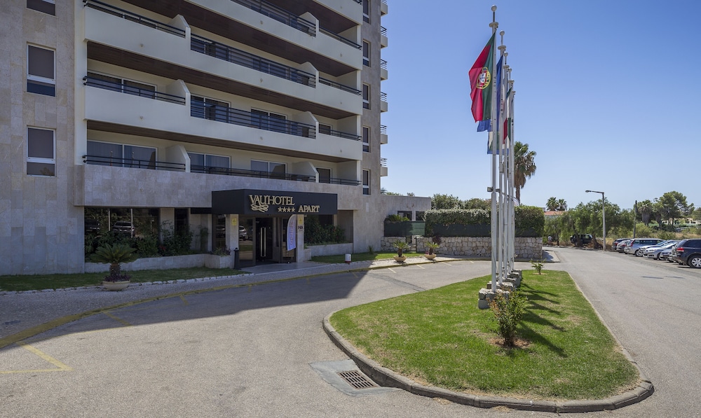 Interpass VAU Hotel & Apartaments — Hotel building in Portimão, Faro