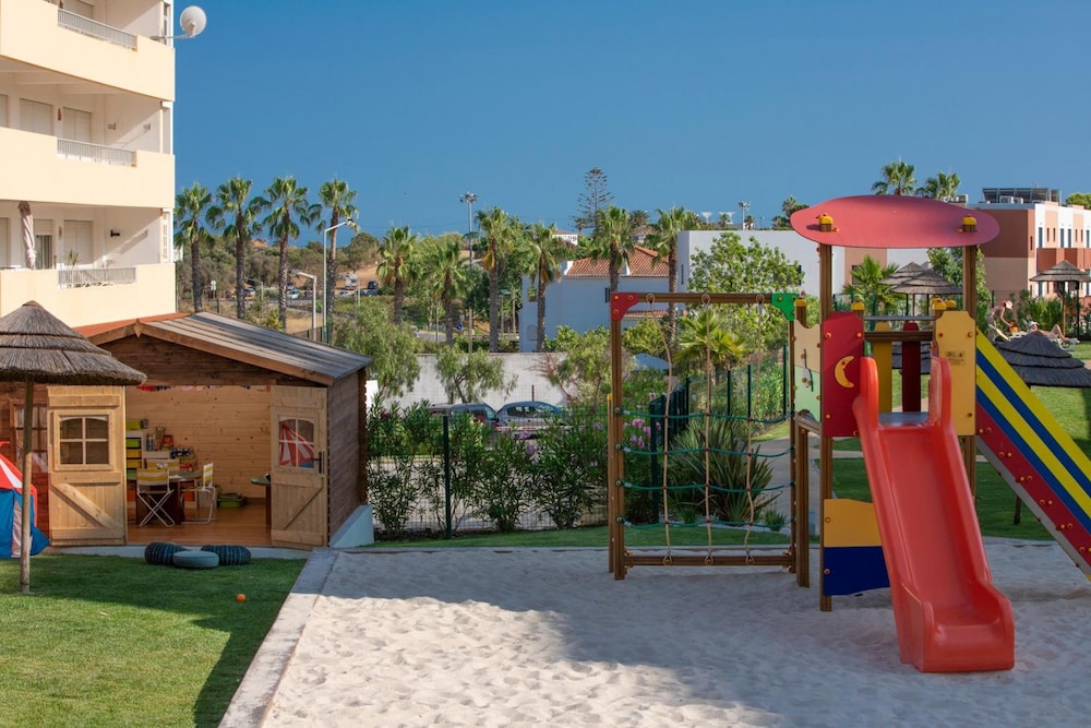 Interpass VAU Hotel & Apartaments — Attractions for children in Portimão, Faro