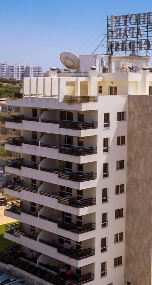 Interpass VAU Hotel & Apartaments — Hotel building in Portimão, Faro
