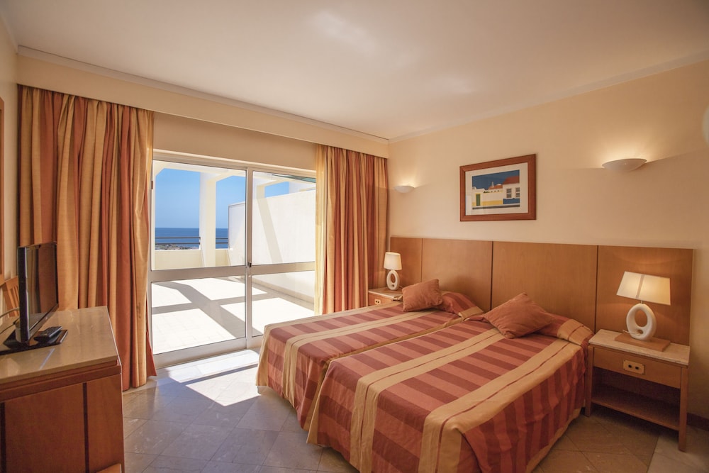 Interpass VAU Hotel & Apartaments — Hotel rooms in Portimão, Faro