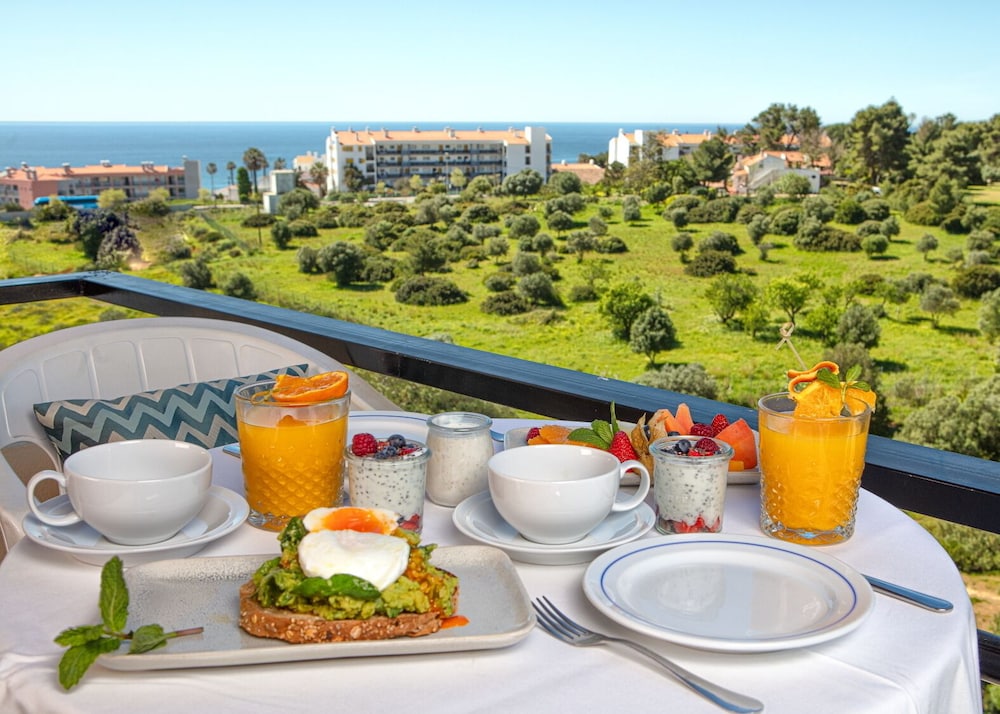 Interpass VAU Hotel & Apartaments — Restaurant & bars in Portimão, Faro