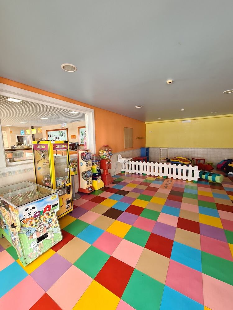 Hotel Apartamento Brisa Sol — Attractions for children in Albufeira, Faro