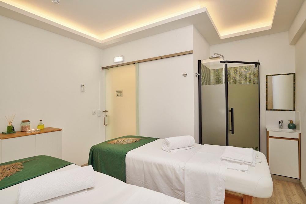 Hotel Apartamento Brisa Sol — Spa in Albufeira, Faro