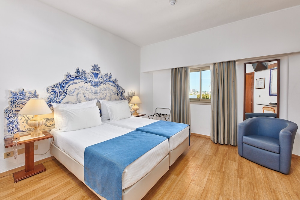 Hotel Apartamento Brisa Sol — Hotel rooms in Albufeira, Faro