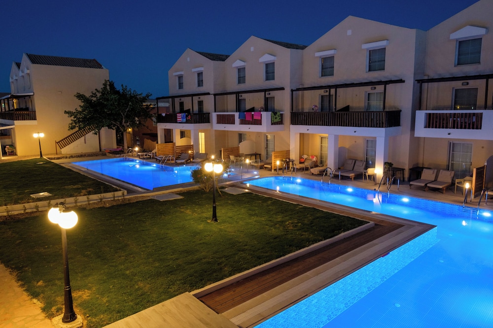 Akron Seascape Resort by Anayia All Inclusive Resorts — Swimming pool in Sidari, Ionian Islands