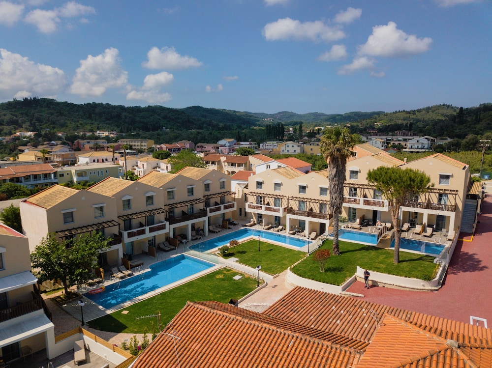 Akron Seascape Resort by Anayia All Inclusive Resorts — Swimming pool in Sidari, Ionian Islands