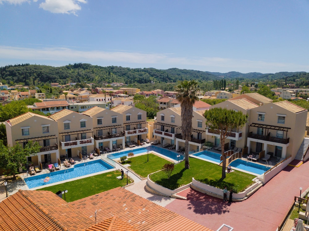 Akron Seascape Resort by Anayia All Inclusive Resorts — Swimming pool in Sidari, Ionian Islands