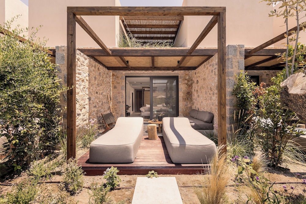 Theros All Suite Hotel - Adults Only — Swimming pool in Kos Town, South Aegean