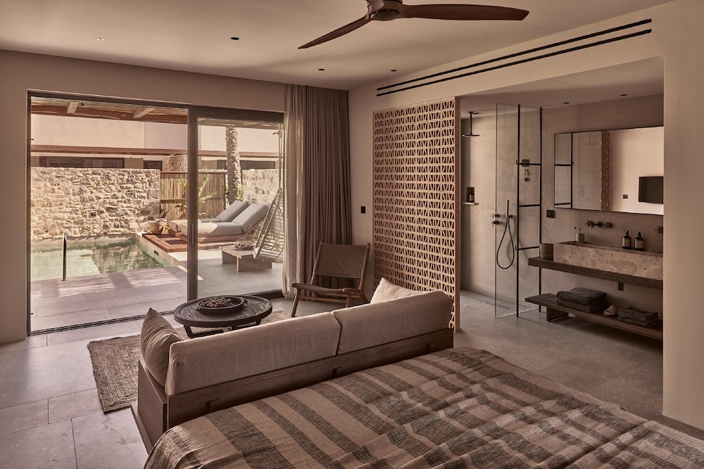 Theros All Suite Hotel - Adults Only — Hotel rooms in Kos Town, South Aegean