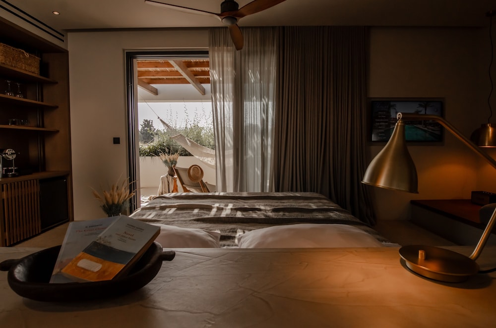 Theros All Suite Hotel - Adults Only — Hotel rooms in Kos Town, South Aegean