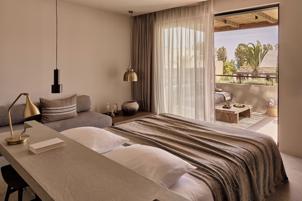 Theros All Suite Hotel - Adults Only — Hotel rooms in Kos Town, South Aegean