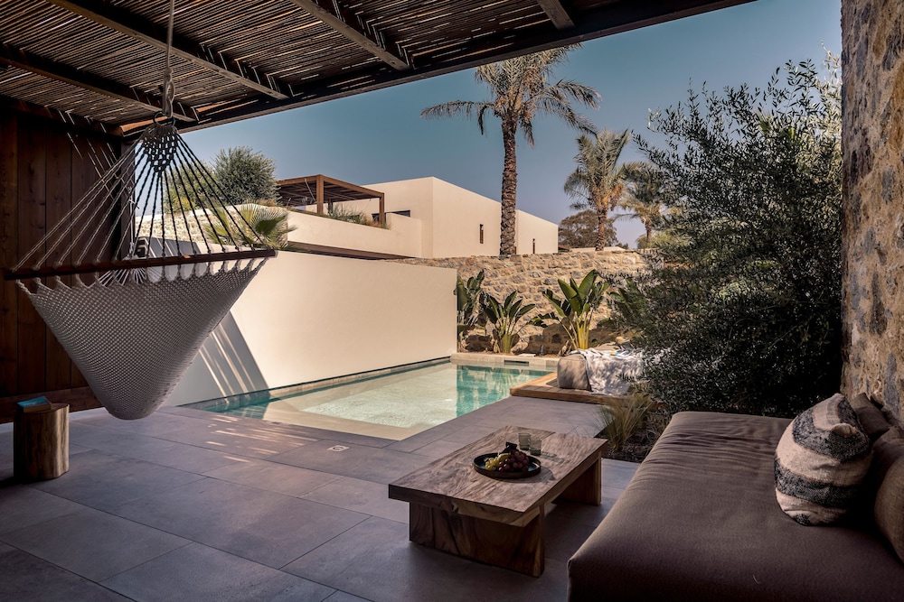 Theros All Suite Hotel - Adults Only — Swimming pool in Kos Town, South Aegean