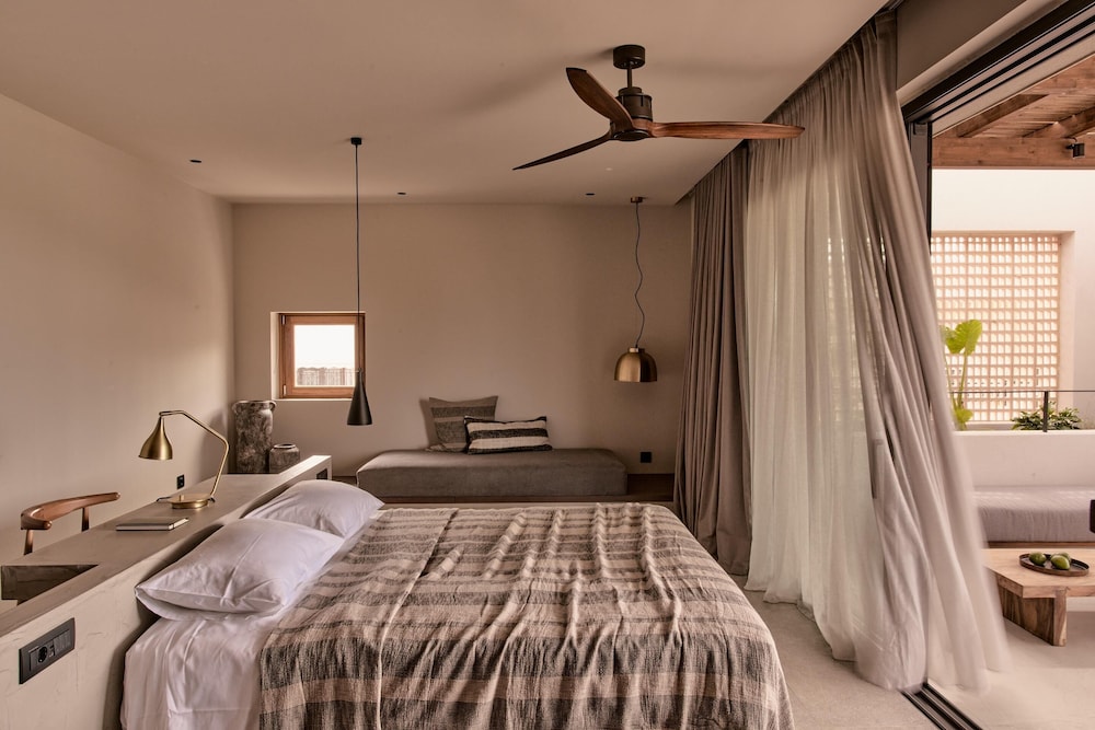Theros All Suite Hotel - Adults Only — Hotel rooms in Kos Town, South Aegean