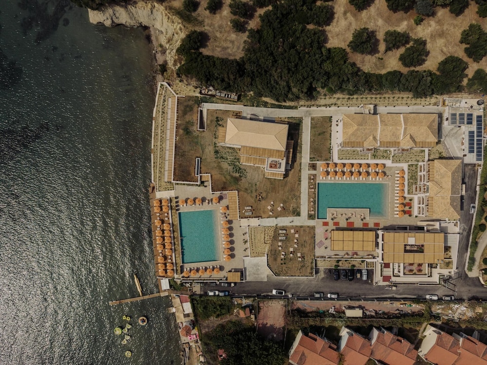 Cabo — Swimming pool in Lefkimmi (Corfu), Ionian Islands