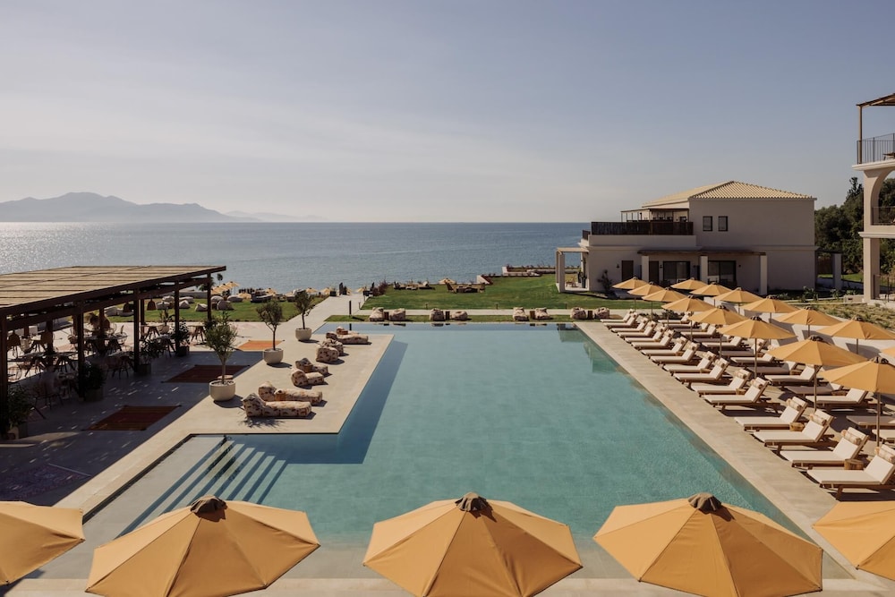 Cabo — Main photo in Lefkimmi (Corfu), Ionian Islands