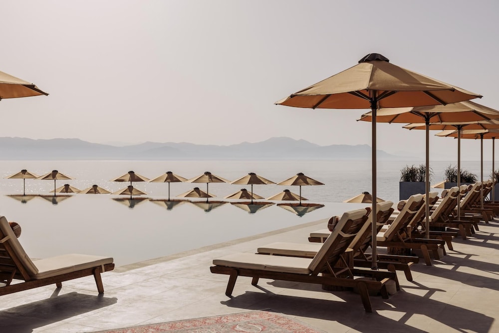 Cabo — Swimming pool in Lefkimmi (Corfu), Ionian Islands